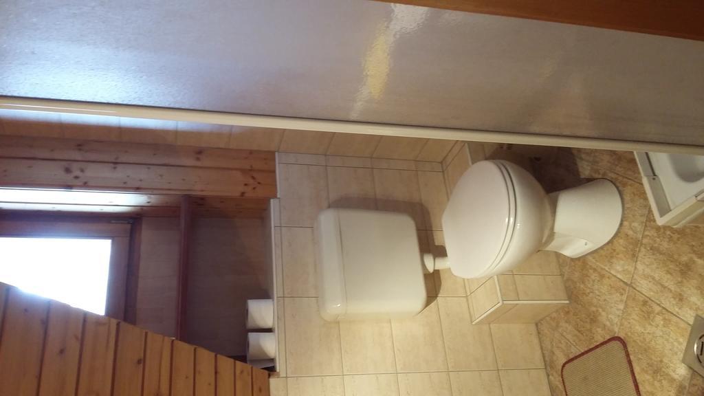 Kerámiapark Guesthaus Hotel Budapest Bagian luar foto